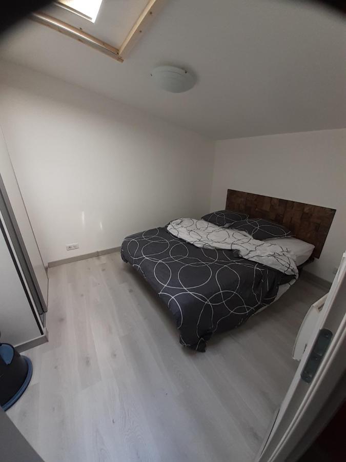 Les Trois Rivieres Apartamento Satillieu Exterior foto